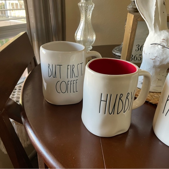 Rae Dunn mug Set - Picture 4 of 5